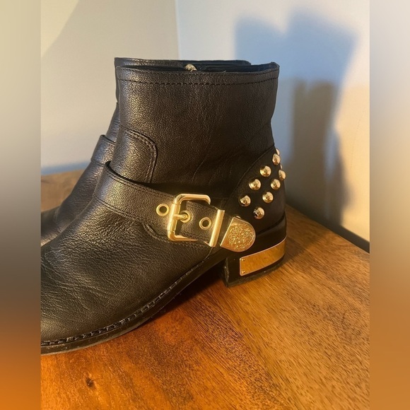 Vince Camuto studded leather black booties - Picture 6 of 12